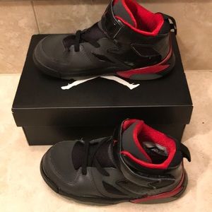 Boys Nike air Jordan